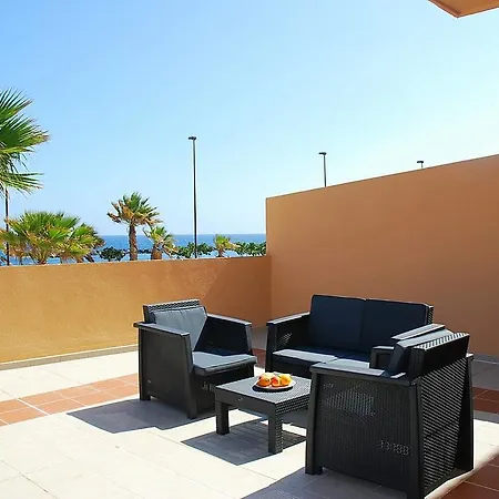Front Beach, 4 People, Free Wifi Пуэртито-де-Гуимар