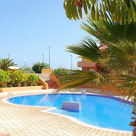 Front Beach, 4 People, Free Wifi Апартаменты