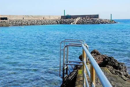 Front Beach, 4 People, Free Wifi * Пуэртито-де-Гуимар
