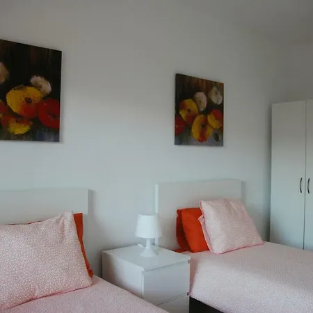 Апартаменты Front Beach, 4 People, Free Wifi